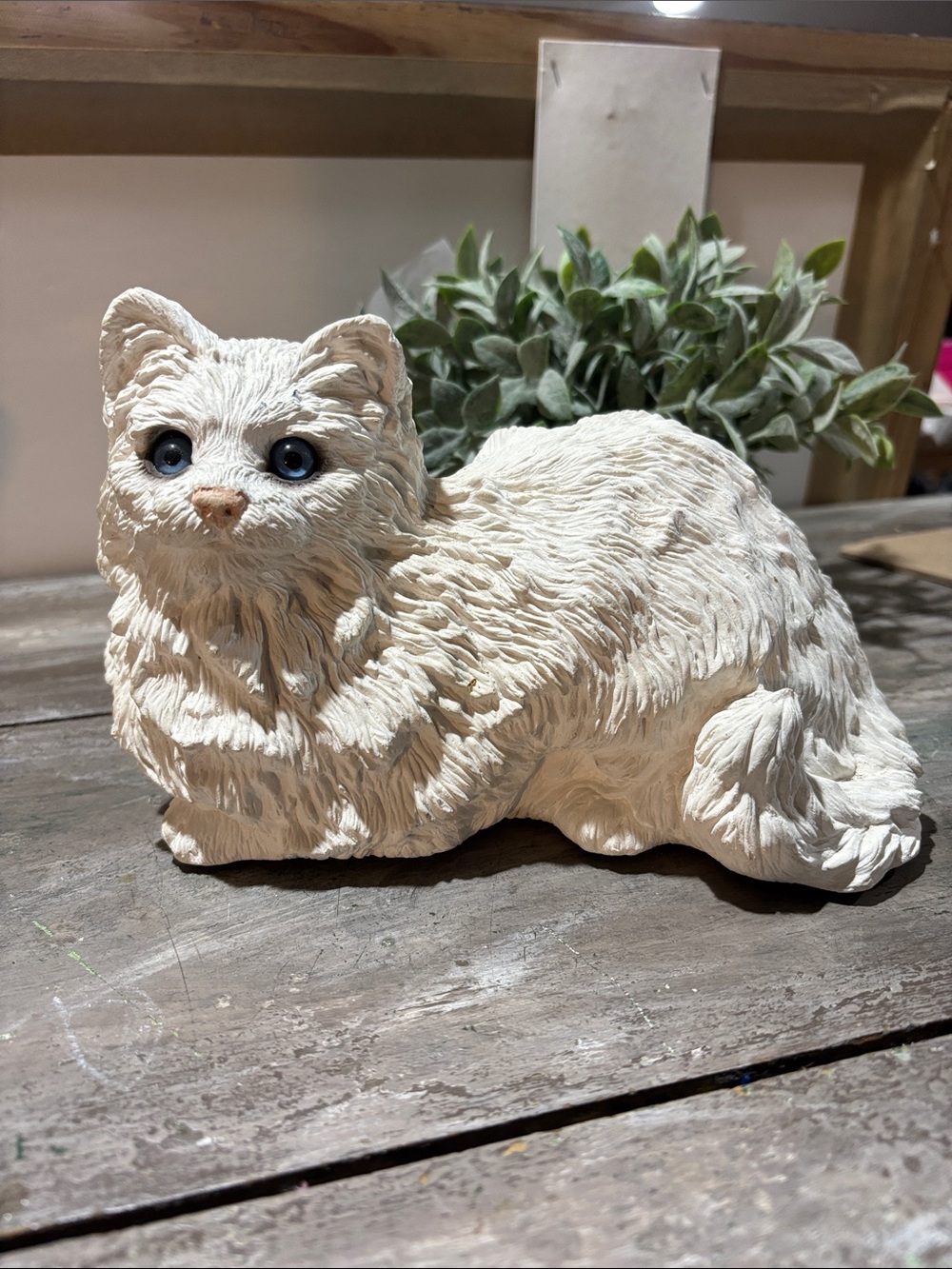 1984 United Design Corp Classic Critters White Persian Cat